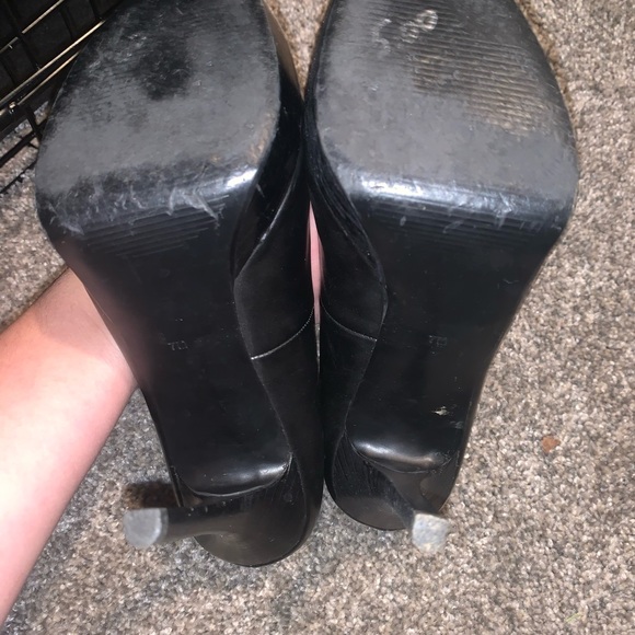 Black platform heels - Picture 6 of 8